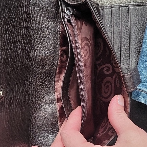 Brighton wallet with crossbody strap - Picture 9 of 10
